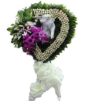 sympathy flower standing spray saigonflowers 30