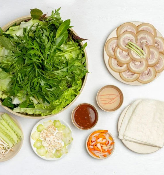 rice paper rolls with beef rolls hoang ty