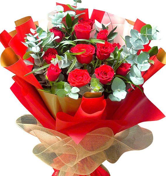 hold you tight roses bouquet
