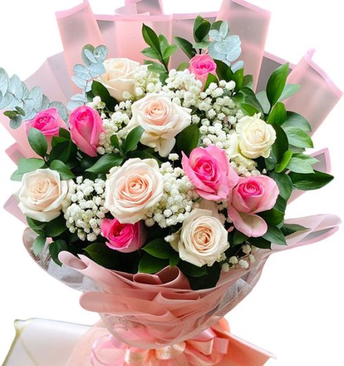 hug me roses bouquet