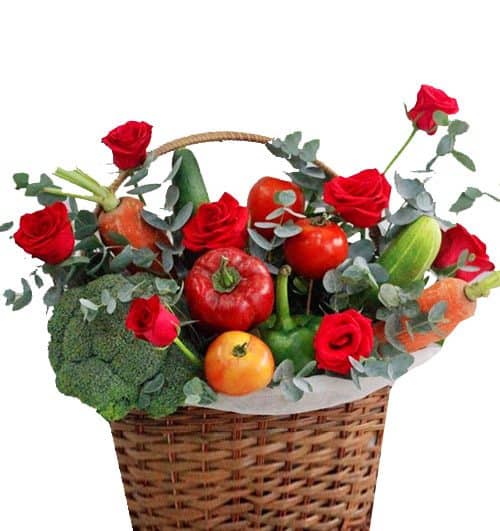 roses vegetables basket 01 500x531