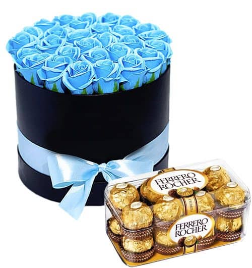 waxed roses and chocolate 02 500x531